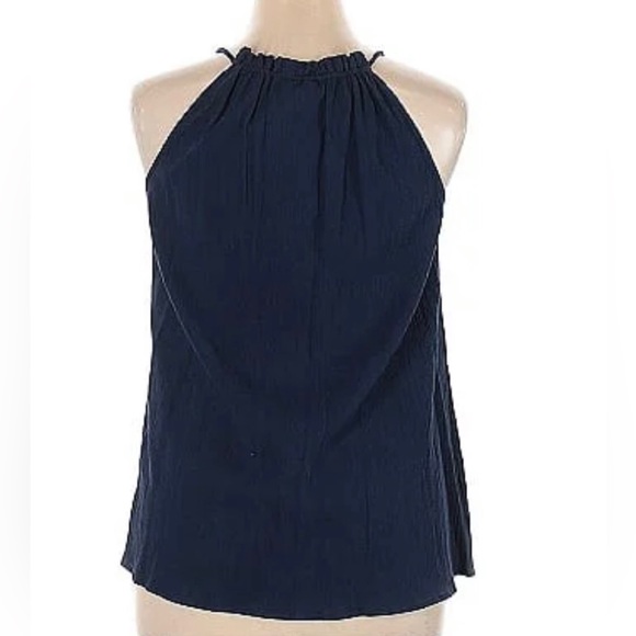 Market and Spruce
Size XLSleeveless Blouse - Picture 2 of 8